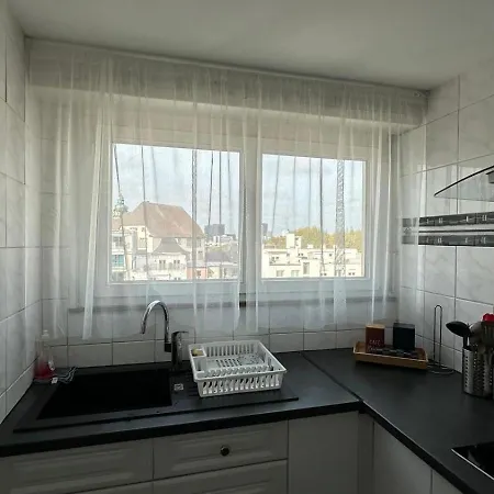 Apparemment Spacieux Et Lumineux Pour 6 Voyageurs *