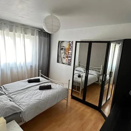 Apparemment Spacieux Et Lumineux Pour 6 Voyageurs *