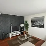 Apparemment Spacieux Et Lumineux Pour 6 Voyageurs * Strasbourg